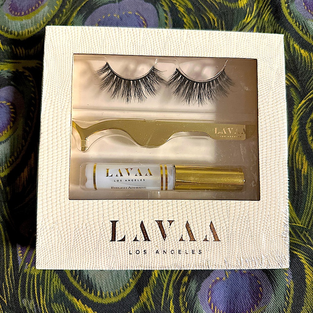 LAVAA “Flirty” Mink Lashes